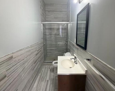 4428 Chestnut Street - Photo Thumbnail 1
