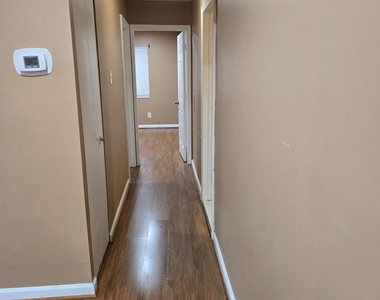 19319 Club House Road - Photo Thumbnail 8