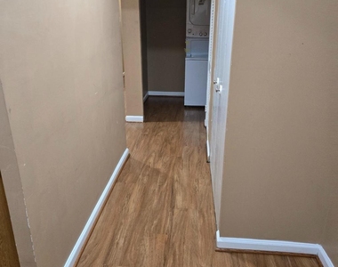 19319 Club House Road - Photo Thumbnail 2