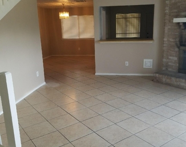 7902 Arbor Glen Road - Photo Thumbnail 1