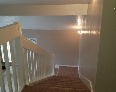 7902 Arbor Glen Road - Photo Thumbnail 9