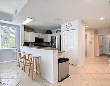 13140 Broadhurst Loop - Photo Thumbnail 8