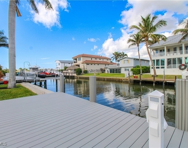 1353 Pelican Avenue - Photo Thumbnail 6