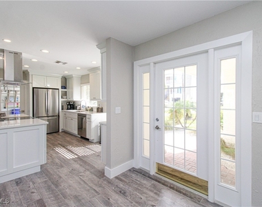 1353 Pelican Avenue - Photo Thumbnail 10