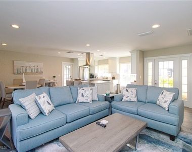 1353 Pelican Avenue - Photo Thumbnail 14