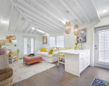 67 8th Avenue S - Photo Thumbnail 23