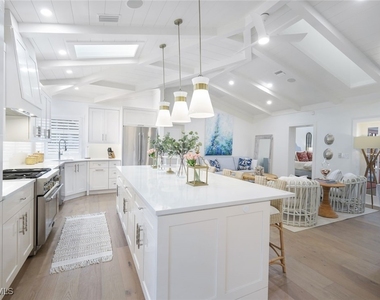 67 8th Avenue S - Photo Thumbnail 8