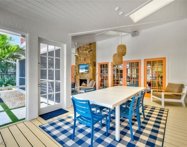 67 8th Avenue S - Photo Thumbnail 28