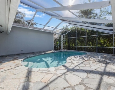 6161 Waxmyrtle Way - Photo Thumbnail 22