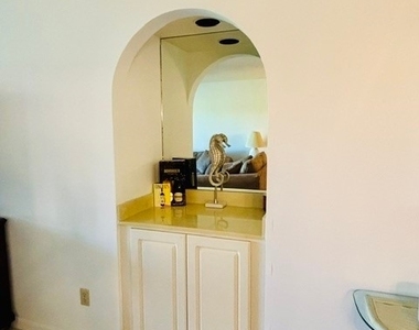 605 Augusta Boulevard - Photo Thumbnail 6