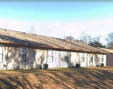 1208 John D Wood Road - Photo Thumbnail 4
