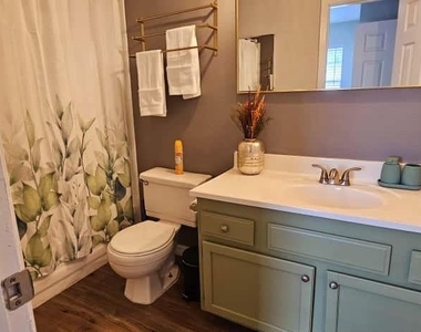 10213 N Ojus Drive - Photo Thumbnail 19