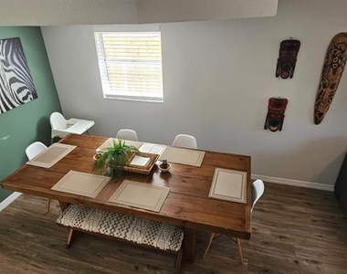 10213 N Ojus Drive - Photo Thumbnail 5