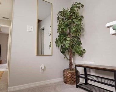 10213 N Ojus Drive - Photo Thumbnail 13