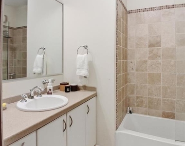 75 Ocean Drive - Photo Thumbnail 11