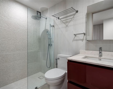 1510 Ashford Avenue - Photo Thumbnail 18