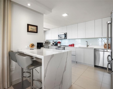 1510 Ashford Avenue - Photo Thumbnail 9