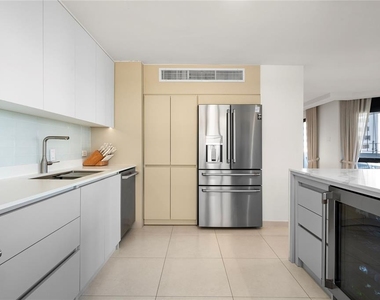 1510 Ashford Avenue - Photo Thumbnail 11