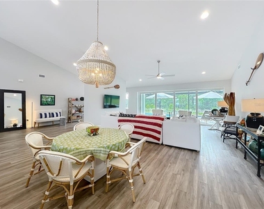 10224 Bay Lake Road - Photo Thumbnail 12