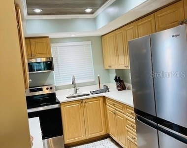 4242 Heron Way - Photo Thumbnail 6