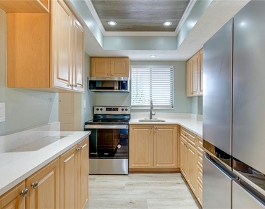 4242 Heron Way - Photo Thumbnail 5