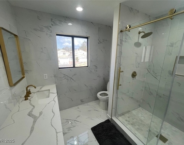 3004 Ocean View Drive - Photo Thumbnail 14