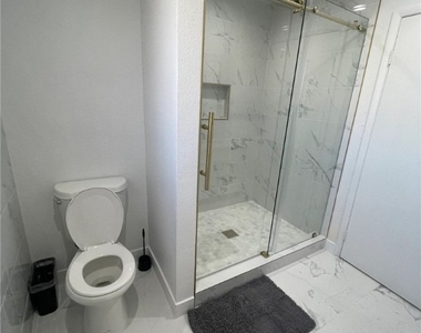 3004 Ocean View Drive - Photo Thumbnail 26