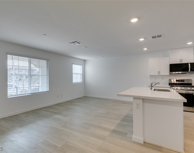 945 Jigglypuff Place - Photo Thumbnail 8