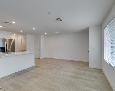 945 Jigglypuff Place - Photo Thumbnail 15