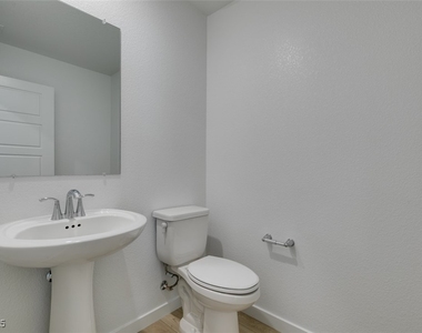 945 Jigglypuff Place - Photo Thumbnail 25