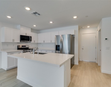 945 Jigglypuff Place - Photo Thumbnail 20