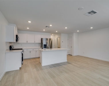 945 Jigglypuff Place - Photo Thumbnail 16