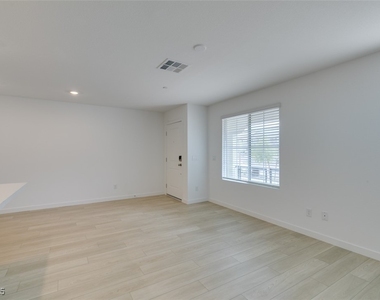 945 Jigglypuff Place - Photo Thumbnail 13