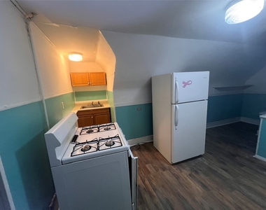 155 Willow Street - Photo Thumbnail 6
