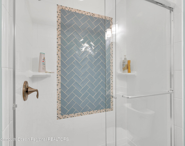 411 Harding Avenue - Photo Thumbnail 24