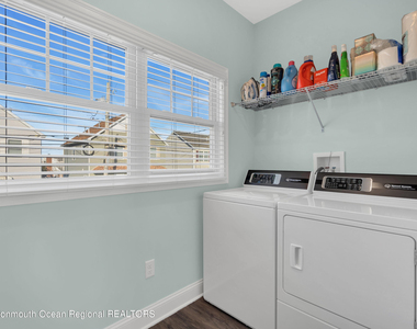 411 Harding Avenue - Photo Thumbnail 25