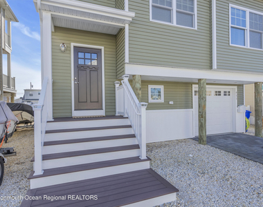 411 Harding Avenue - Photo Thumbnail 5
