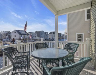 411 Harding Avenue - Photo Thumbnail 62