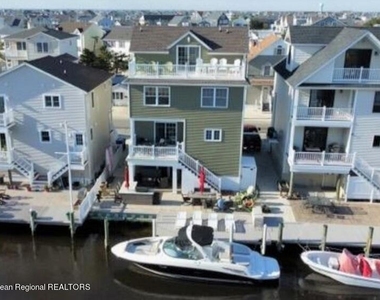 411 Harding Avenue - Photo Thumbnail 70