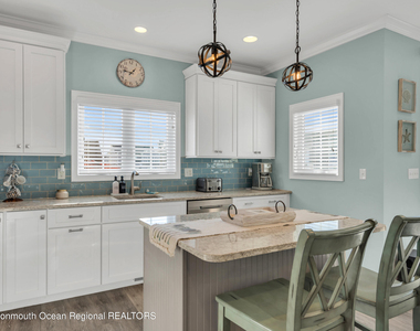 411 Harding Avenue - Photo Thumbnail 11