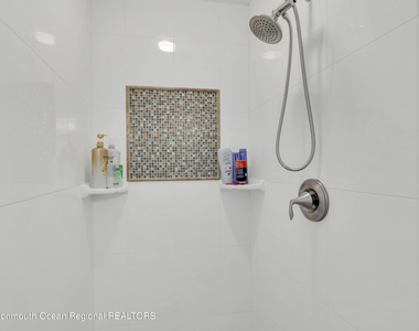 411 Harding Avenue - Photo Thumbnail 40