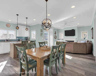 411 Harding Avenue - Photo Thumbnail 7