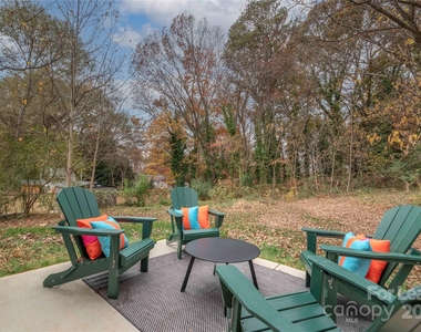 107 Robinson Street - Photo Thumbnail 9