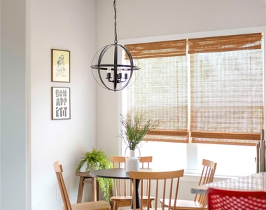 107 Robinson Street - Photo Thumbnail 10