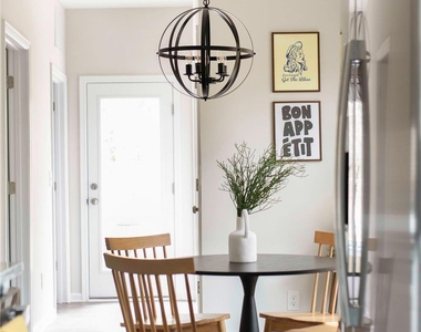 107 Robinson Street - Photo Thumbnail 24