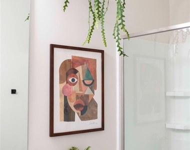 107 Robinson Street - Photo Thumbnail 15