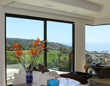 1515 Tahiti Avenue - Photo Thumbnail 13