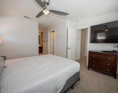 52298 Rosewood Lane - Photo Thumbnail 19