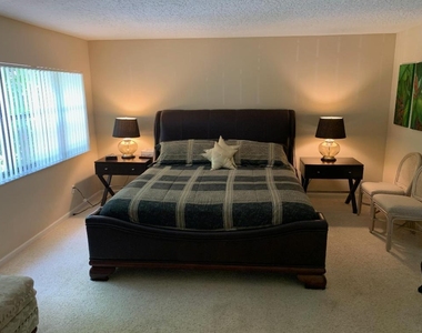 49 Uno Lago Drive - Photo Thumbnail 7
