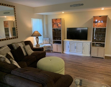 49 Uno Lago Drive - Photo Thumbnail 5